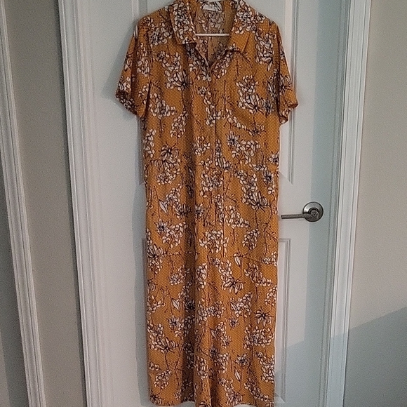 A Loves A Pants - Elegant Floral Yellow Jumpsuit